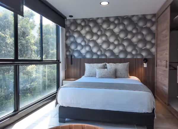 Fancy Bloom Suite